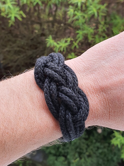 Buy Double Carrick Bend Paracord Bracelet Online in India  Etsy